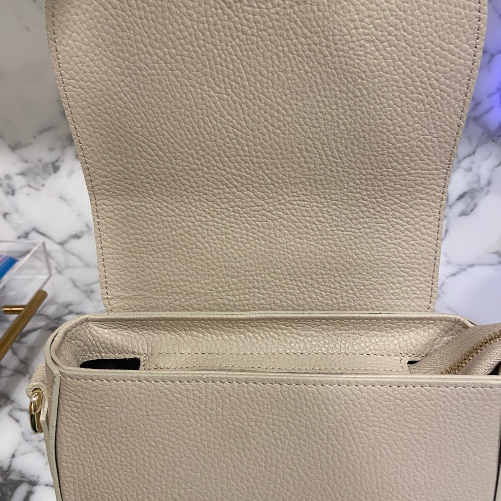 Scuola Del Cuoio Leather Crossbody Bag - Picture 4 of 7